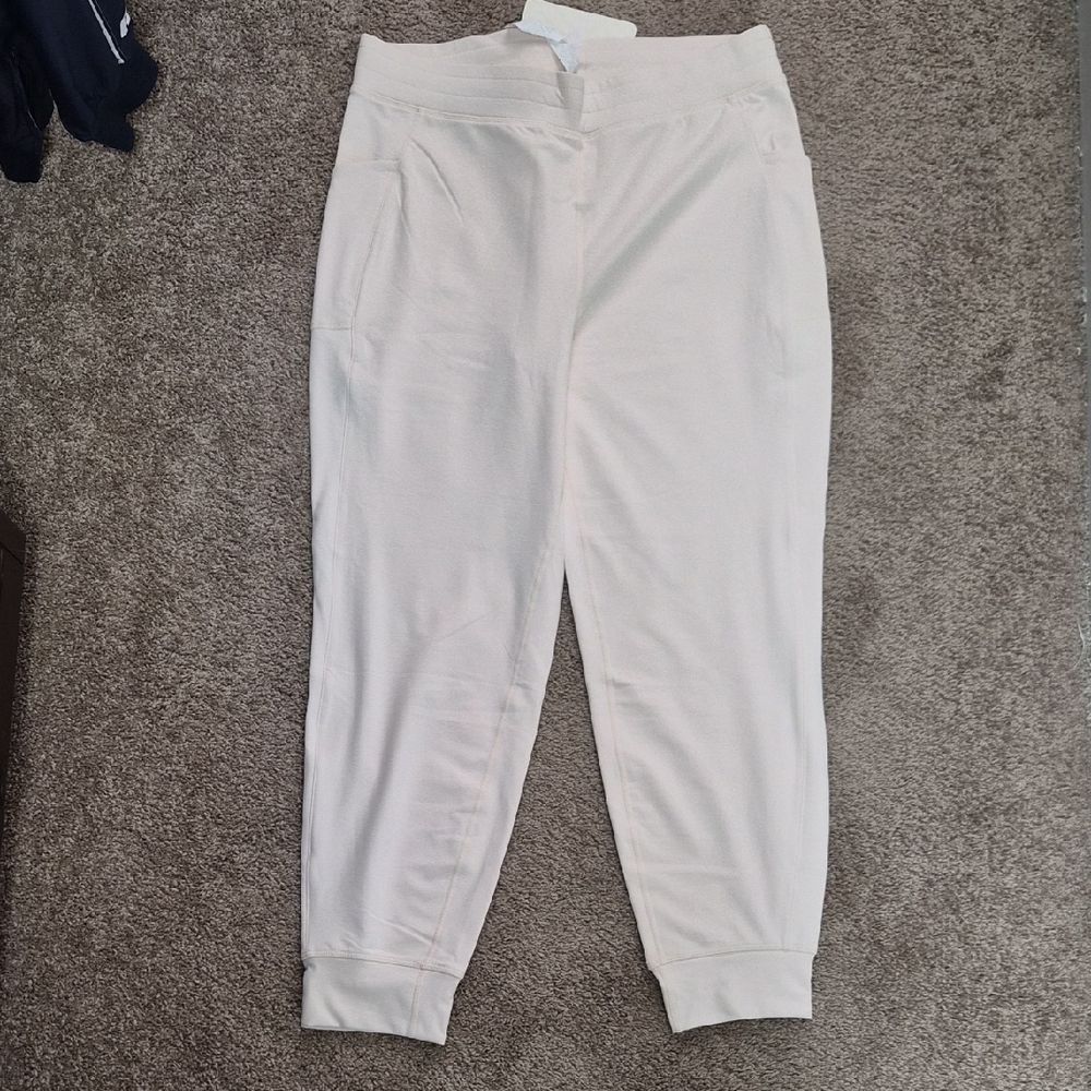 Fabletics Cream Leggings